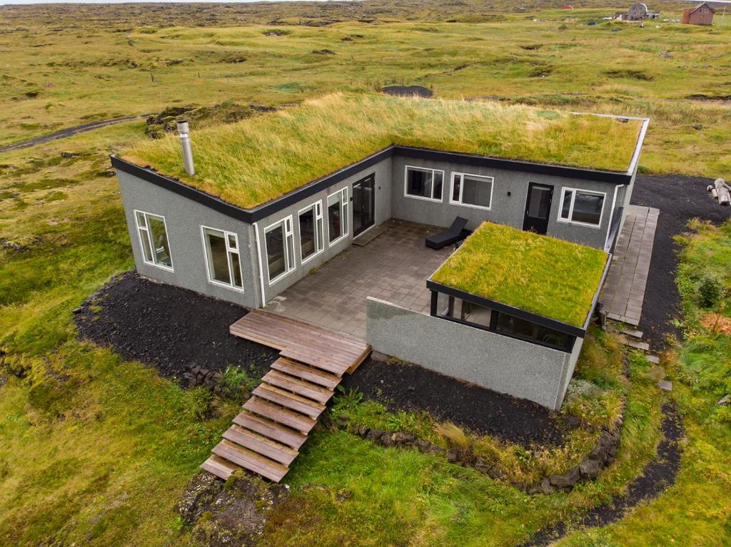Hvassahraun Cabin by the Sea room 2